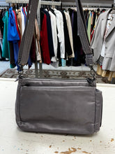 Load image into Gallery viewer, LUG Pacer Crossbody