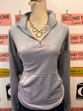 Load image into Gallery viewer, Powder Blue Velour Pull Over Sweater (Size L)