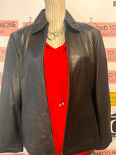 Cargar imagen en el visor de la galería, Nuage Black Leather Jacket (Size M)