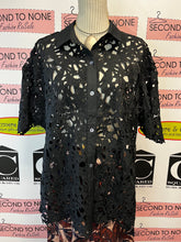 Load image into Gallery viewer, Black Lace Button Up Top (Size 1X)