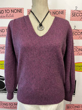 Cargar imagen en el visor de la galería, Made in Italy Wool/Cashmere Sweater (Size L)