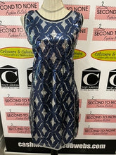 Cargar imagen en el visor de la galería, Sleeveless Sequin Dress (One Size) (Only 2 Colours Left!)