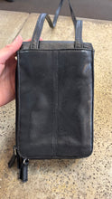 Cargar imagen en el visor de la galería, Rolfs Genuine Leather Crossbody