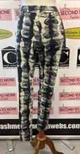 Cargar imagen en el visor de la galería, HUE Tie- Dye Inspo Jeggings (Size M)