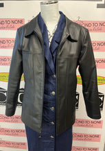 Cargar imagen en el visor de la galería, Fairweather Black Zip Up Leather Jacket (Size M)
