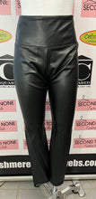 Cargar imagen en el visor de la galería, Faux Leather Leggings (Size M)