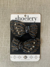 Load image into Gallery viewer, Michael Kors Pumps + Shoelery Clips (Size 9)