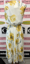 Load image into Gallery viewer, Yellow Flower Pleated Wrap Dress (Size M)