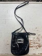 Load image into Gallery viewer, Black Faux Alligator Guess Crossbody