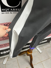 Cargar imagen en el visor de la galería, NWT Lululemon Amped Crop Grey Legging (Size 8)