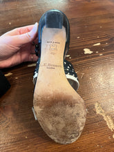 Cargar imagen en el visor de la galería, L.K. Bennet Black and Ivory Leather Heels (Size 9)