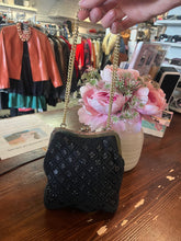 Cargar imagen en el visor de la galería, Beaded Evening Bag