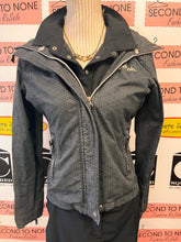 Load image into Gallery viewer, Bench Micro Triangle Print Jacket (Size M)