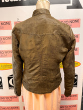 Load image into Gallery viewer, Smart Set Olive Green Faux Suede Jacket (Size M)