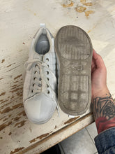 Load image into Gallery viewer, Steve Madden Gryphon Quilted Sneakers (Size 8/EU 39)