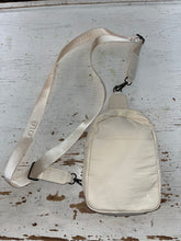 Cargar imagen en el visor de la galería, Lole Ivory Crossbody Bag