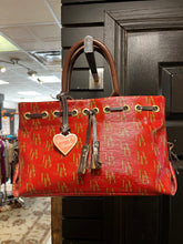 Charger l'image dans la galerie, Vintage Dooney & Burke Red Logo Satchel Purse