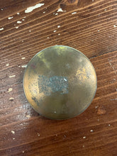Charger l'image dans la galerie, Vintage Compact Mirror