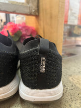 Load image into Gallery viewer, Skechers Go Golf Shoes (Size 8.5)