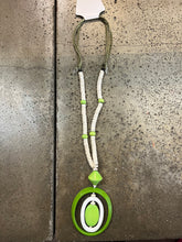 Cargar imagen en el visor de la galería, Adjustable Bright Beaded Pendant Necklace (2 Colours)