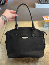 Cargar imagen en el visor de la galería, Jones New York Felicity Satchel Purse