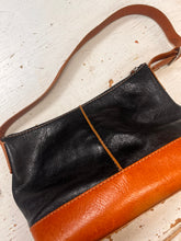 Cargar imagen en el visor de la galería, Wilson Leather "Pelle Studio" Handbag