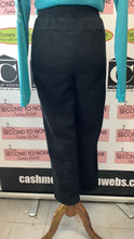 Cargar imagen en el visor de la galería, Puma Black Jogging Pants (Size XL)