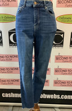 Cargar imagen en el visor de la galería, O.W.N Made In Turkey Denim Jeans (Size W30/L30)