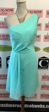 Charger l'image dans la galerie, Aquamarine David’s Bridal One Shoulder Dress (Size 12)