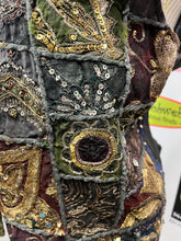 Load image into Gallery viewer, Vintage Sequin Cotton Vest (Size M)