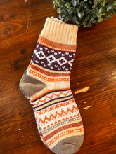 Cargar imagen en el visor de la galería, Women's/Unisex Nordic Fairisle-Style Wool Blend Socks (5 Designs)