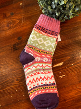 Cargar imagen en el visor de la galería, Women's/Unisex Nordic Fairisle-Style Wool Blend Socks (5 Designs)