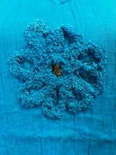 Load image into Gallery viewer, 100% Cotton Large Floral Top (2 Colors)