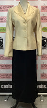Load image into Gallery viewer, Golden Glimmer Blazer (Size 14)