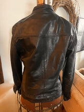 Charger l'image dans la galerie, Danier Black Leather Motorcycle Bomber Jacket (Size Small)