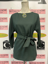 Cargar imagen en el visor de la galería, Club Monaco Emerald Tie Waist Top (Size XS)