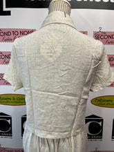 Charger l'image dans la galerie, Cropped Linen-Look Button-Front Top
