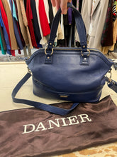 Charger l'image dans la galerie, Danier Blue Pebbled Leather Handbag + Dustcover