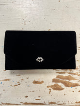 Charger l'image dans la galerie, Vintage Fiona Black Velvet Evening Bag
