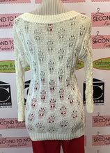 Load image into Gallery viewer, Cream Crochet Top (Size M)