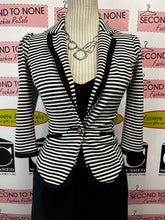 Cargar imagen en el visor de la galería, Simple Black Maxi Dress (Size S)