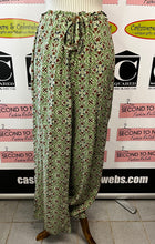 Cargar imagen en el visor de la galería, Classic Concepts Pull On Wide Leg Pants (Size L)