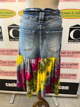 Charger l'image dans la galerie, Upcycled Denim Skirt with Tie-Dye. (Size 28" waist)