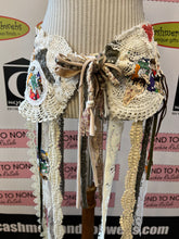 Cargar imagen en el visor de la galería, Upcycled Fabric & Ribbons Belt Overlay (Harry Potter)