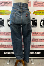 Cargar imagen en el visor de la galería, Levi’s 505 Stonewash Jeans (Size 34W x 32L)