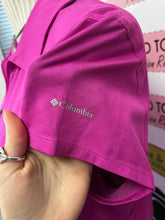 Load image into Gallery viewer, Fuchsia Columbia Zip Henley T-Shirt (Size XL)