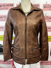 Cargar imagen en el visor de la galería, French Dressing Caramel Faux Leather Jacket (Size XS)