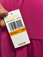 Cargar imagen en el visor de la galería, NWT Michael Kors Fuchsia Zip Henley Top (Size S)