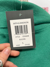 Load image into Gallery viewer, NWT 89th & Madison Green Shrug (Size S)