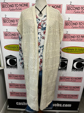 Load image into Gallery viewer, Printed Baby Doll Button Down (Size XL)